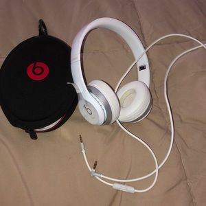 Beats solo plus head phones WOREN ONCE !!